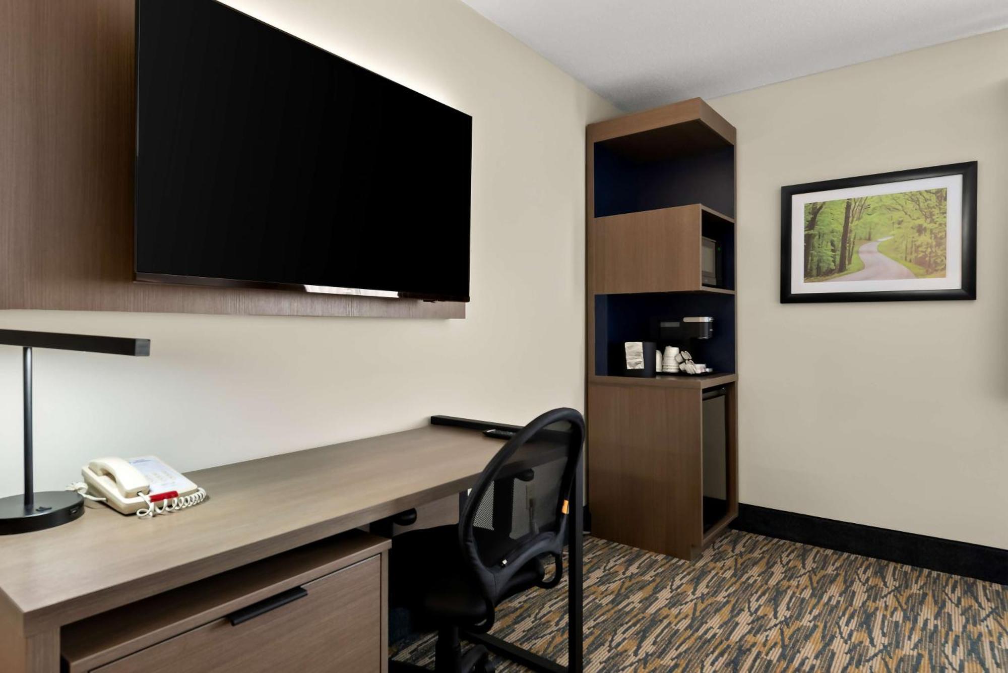 Best Western Inn Rice Lake Екстер'єр фото