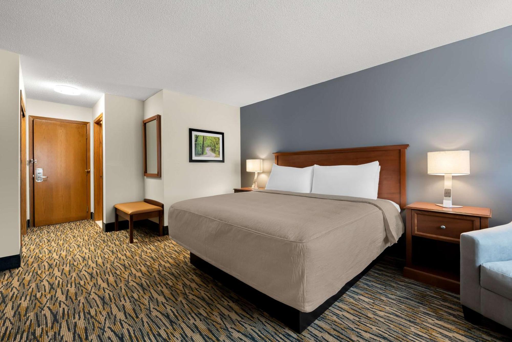 Best Western Inn Rice Lake Екстер'єр фото